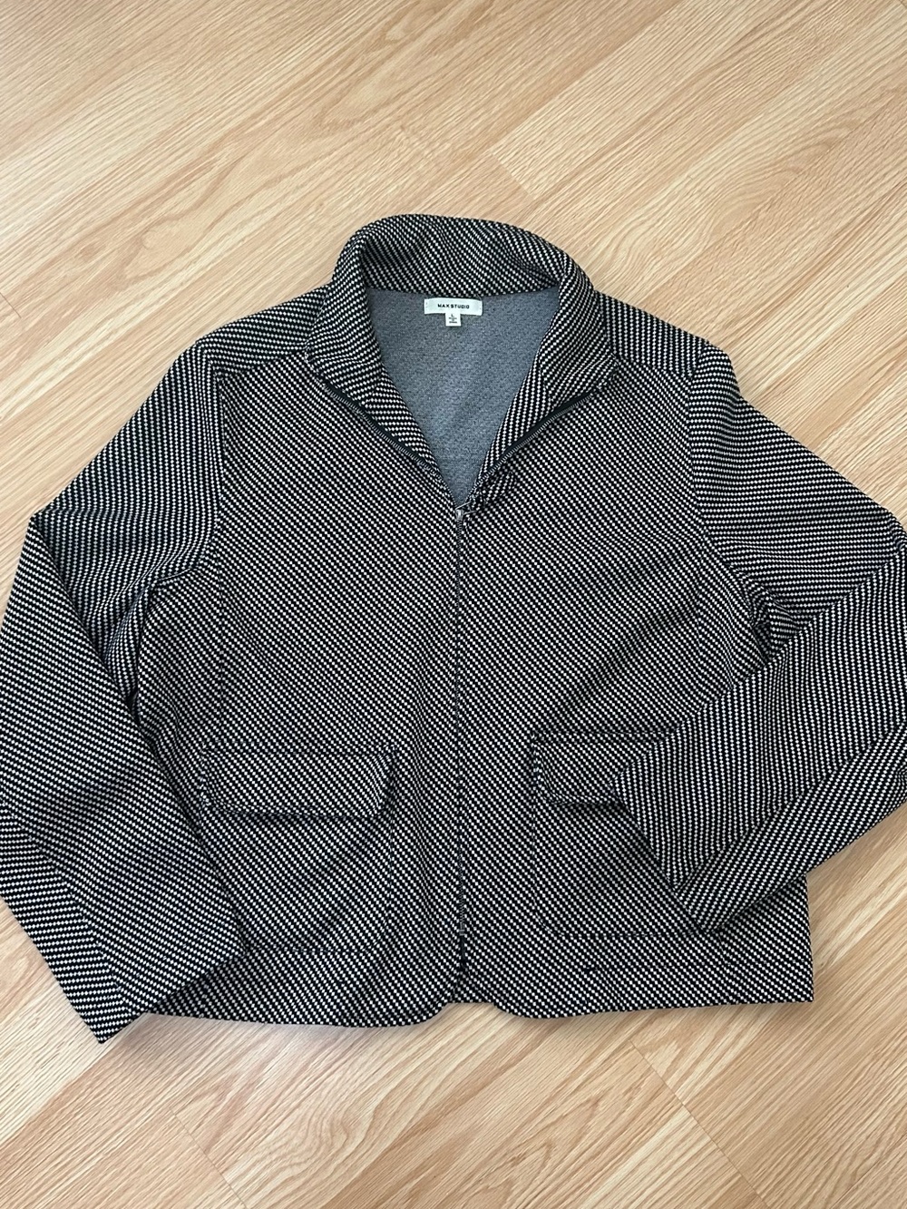 MAX STUDIO Geometric Pattern Zip Up Collar Jacket - Size L